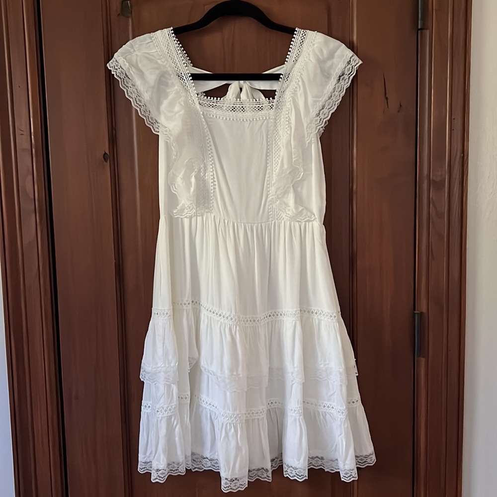 NWT Boho Peasant Flutter Sleeve Lace Dress
